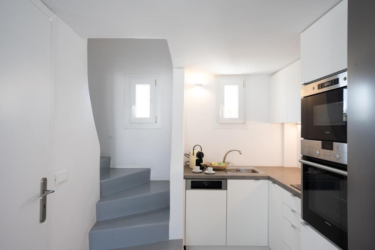 Blue, White And Grey Suites Ornós Eksteriør bilde
